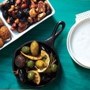 FOODMatch olives in small pan